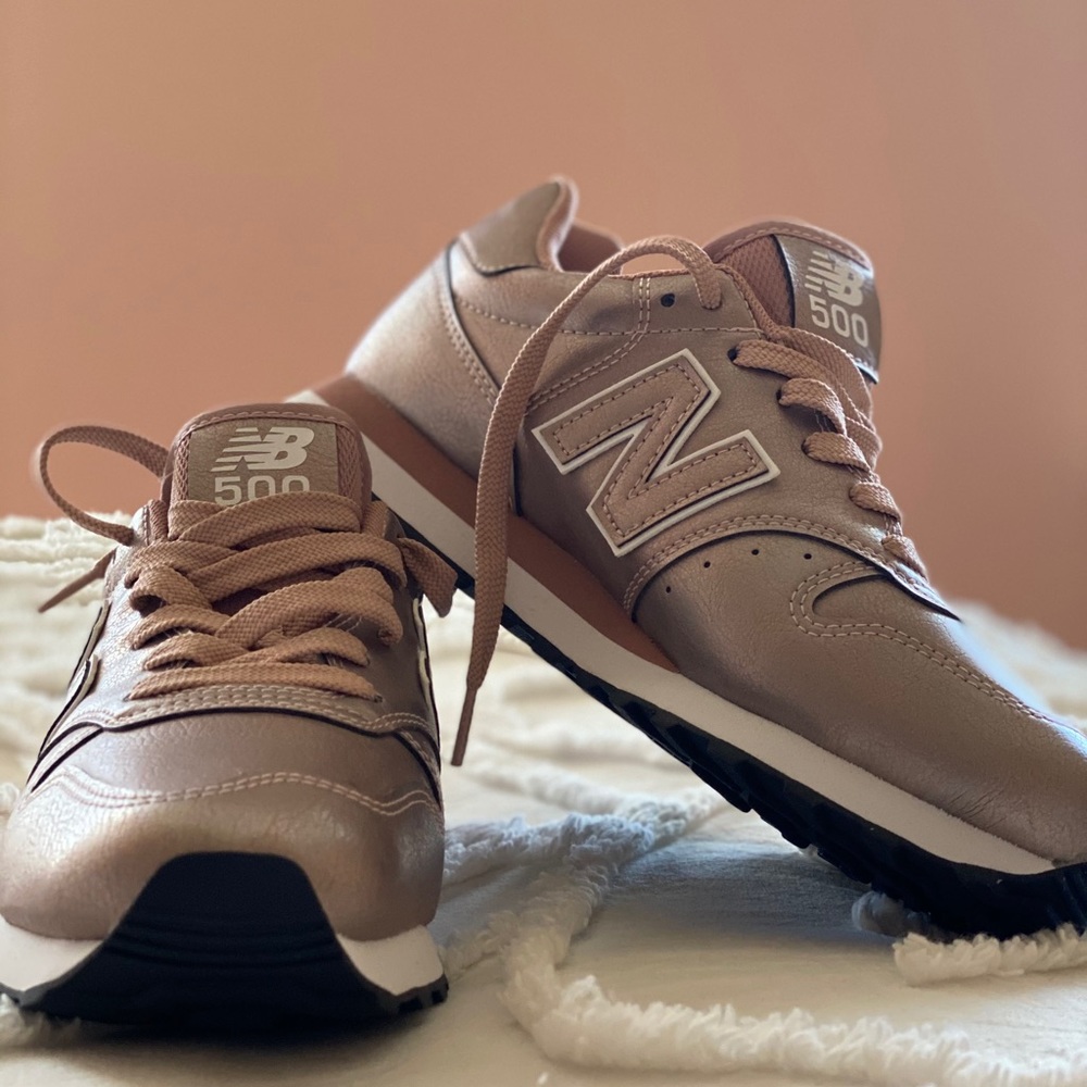 New Balance 500 rose gold limited edition.